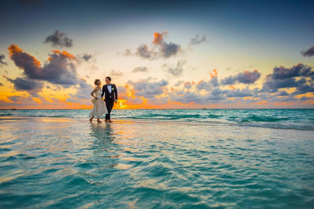 Discover the Best Honeymoon Destinations Around the World by&nbsp;Month